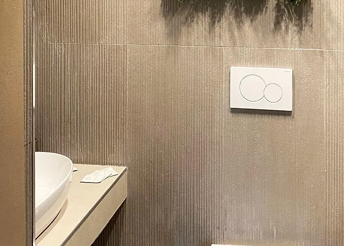 Empire - Pensión 3*