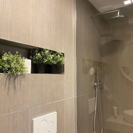 Empire - ゲストハウス 3*