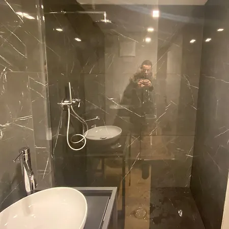 Empire - Модена