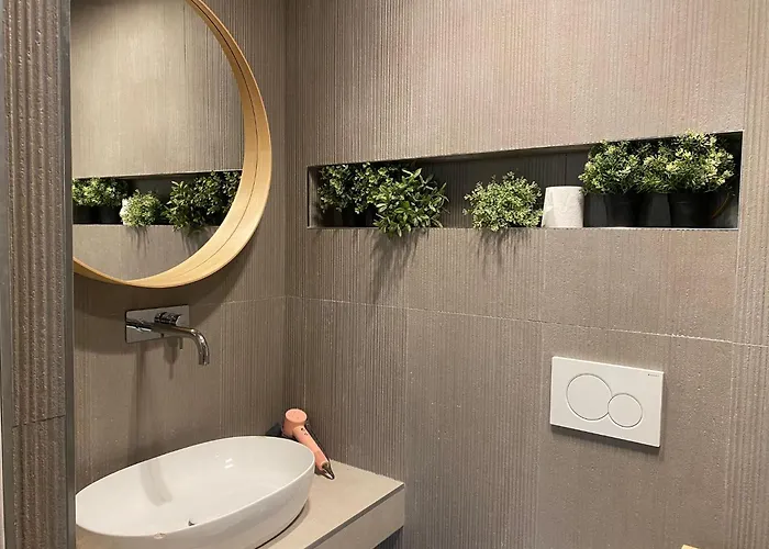 Empire - Модена