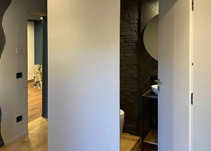 Empire - Гостевой дом 3*